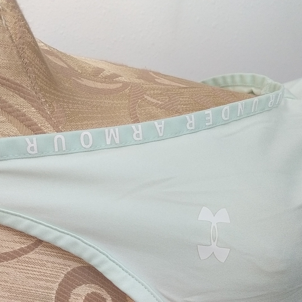 Mint green Under Armour Heat Gear tank top - Picture 2 of 7